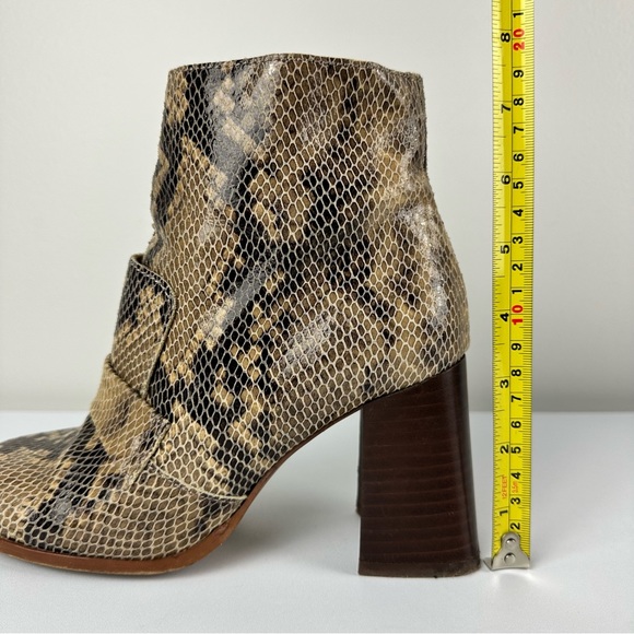 Topshop Snakeskin Print Booties Tan Black Leather High Block Heels Women’s 38 - Picture 15 of 16